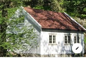 Koselig lite hus nær sentrum - Froland Koselig lite hus nær sentrum - Froland