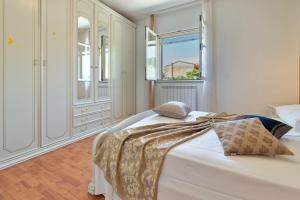 Holiday Home Brajdice by Rent Istria