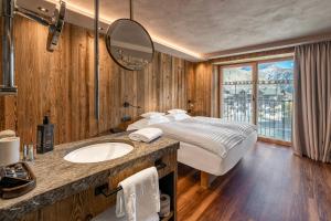 Superior Double or Twin Room room in Hotel Bivio