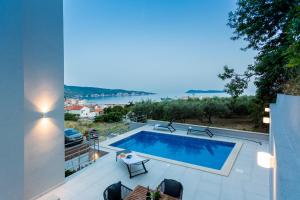 Seaside Elegance Suites