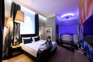 Arts Apartments - Kraków Old Town