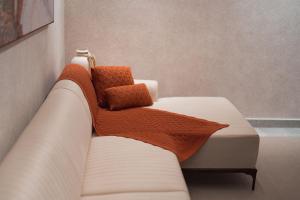 Solar do Atlântico 101 - Apto 2 suítes à beira mar da Praia de Bombas