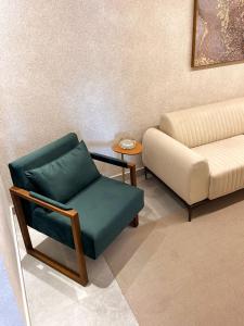 Solar do Atlântico 101 - Apto 2 suítes à beira mar da Praia de Bombas