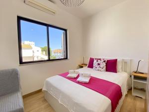 Vilamoura Twins 2 With Pool by Homing