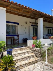 Cozy Corfu Bungalow 5 minutes to Aqualand