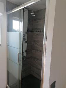 Appartements Appartement independant, parking prive, 600m du circuit : photos des chambres