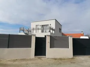 Appartement indépendant, parking privé, 600m du circuit - 阿纳齐