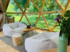 Dôme insolite Lichen jacuzzi et petits-déjeuners inclus - 蒙特利尔