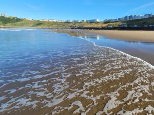 Sea side flat 5 with fast WIFI and free PARKING