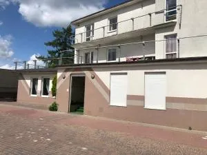 TURYSTA - 霍伊尼采