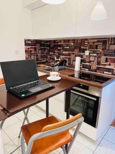 City Center Studio with Balcony