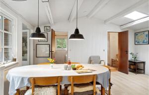 Stunning Home In Fårevejle With Wifi