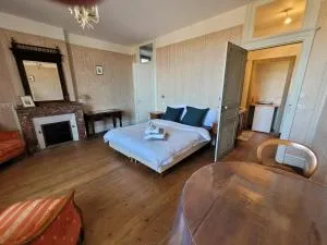 Grande Maison De MUREL - 圣索泽