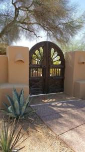 Private Luxury Estate on 5 acres