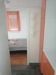 Apartman studio Oranž