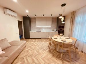 KOBIELA APARTMENTS Family Delux KTW City Center