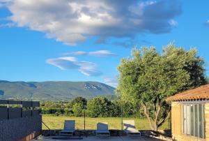 Maisons de vacances Location Gite avec Piscine Luberon ARTEMISS : photos des chambres