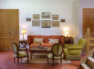 Villas Bastide hors du temps, Cedres centenaires et Fontaine - Provence : photos des chambres