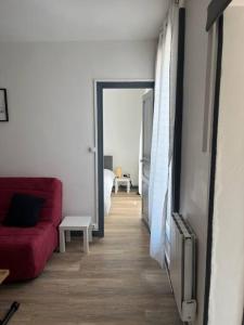 Joli appart à 10 minutes de Paris en métro - Parking Offert