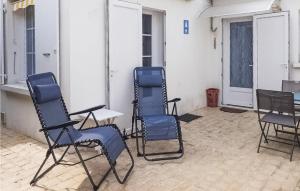 Maisons de vacances Nice Home In Royan With 2 Bedrooms : photos des chambres