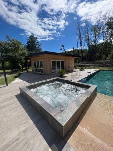 Chalets Maison bois moderne avec piscine, spa et pool house privatif en plein coeur de la foret provencale : photos des chambres