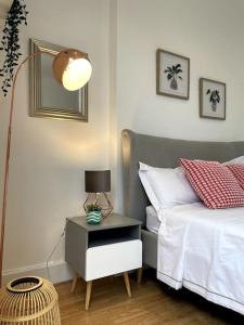 Cute&Cozy Studio Apt in Barons Court