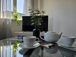 Spacious Two Bedroom Apartment with 2 En-suite Bathrooms - Towcester