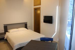 Studio with Mountain View room in Le Caravelle Beirut