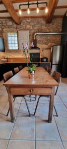 Maisons de vacances La Grangette Grange renovee 100m2 terrasse privative,10 min mer : photos des chambres