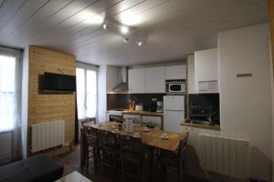 Appartements LE CERF BLANC*** - T4 au pied des Thermes Cauterets - 3 chb et 2 sde : photos des chambres