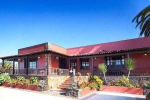 The Palm Villa rural beachside