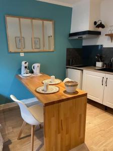 Appartements Studio Boho-Chic : centre ville et patio paisible : photos des chambres