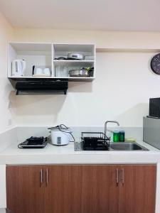 1 Bedroom Condo Unit with WiFi and Netflix at One Oasis