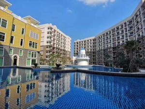 Arcadia Beach Continen