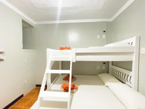 Puerto Princesa Airport Side Hostel