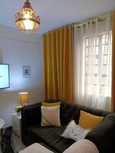 Lux Suites Red Plate Studio Apartments