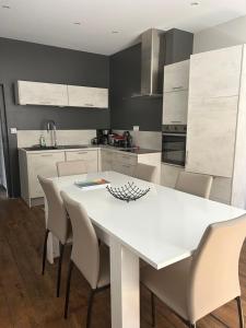 Les Ramandes Appartements au coeur du village : photos des chambres