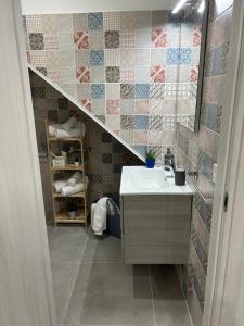 Casa Elivì Ballaró 2 passi dal centro storico, parcheggio e stazione ferroviaria