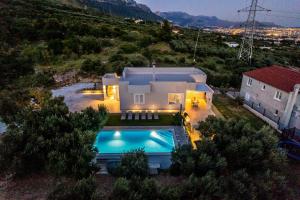Dalmatina Hill - Sea View Villa with Private Pool, Rooftop Terrace & Free Parking