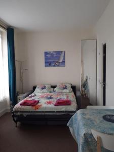 Appartements Cabourg Charmant studio centre ville RUE DE LA MER : photos des chambres