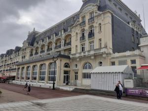 Appartements Cabourg Charmant studio centre ville RUE DE LA MER : photos des chambres