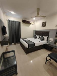 HOTEL VIGHNESHWARA INN