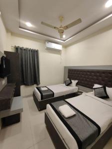 HOTEL VIGHNESHWARA INN