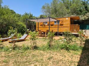 Maisons de vacances Tiny House Roulotte : photos des chambres