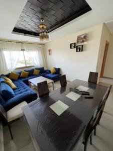 Superbe Appt avec grande piscine 2