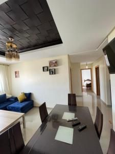 Superbe Appt avec grande piscine 2