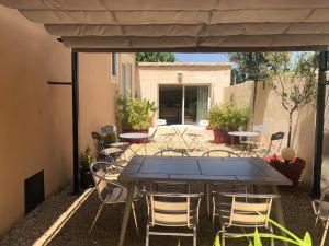 B&B / Chambres d'hotes Lou Meinado, un concept 