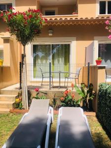 B&B / Chambres d'hotes Lou Meinado, un concept 