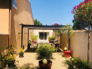 B&B / Chambres d'hotes Lou Meinado, un concept 