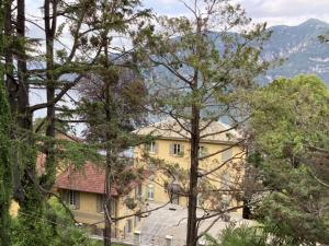 wonderful lake front appartment near Bellagio